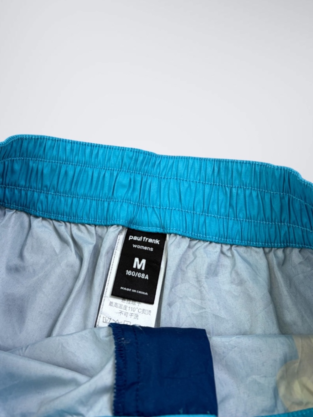 Vintage Paul Frank “Who Wants A Hug” Blue Graphic Shorts - Picture 5 of 8
